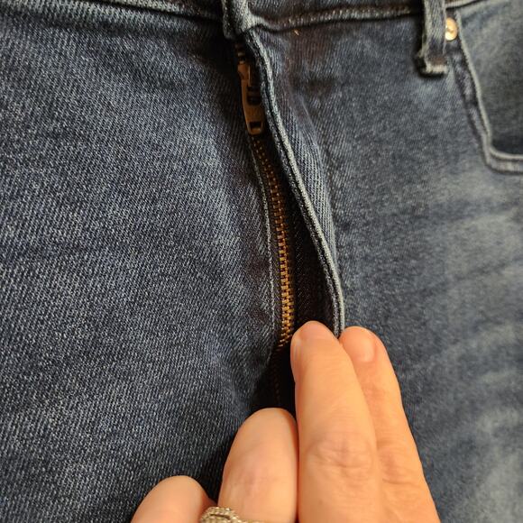 WILLIAM RAST Jeans Juniors 31 Blue Dark Wash Super High Rise Flare Crop Stretch - Picture 9 of 12